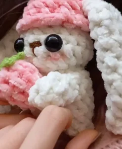 عروسک خرگوش بافتنی