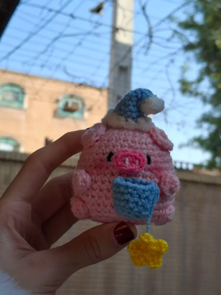 عروسک بافتنی خوک صورتی